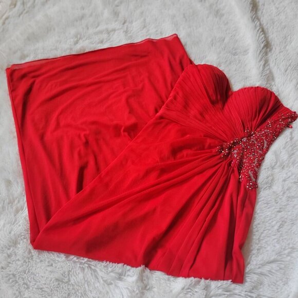 Strapless Red Beaded Cut Out Back Elegant Formal Maxi Dress SZ 6 - Picture 6 of 14